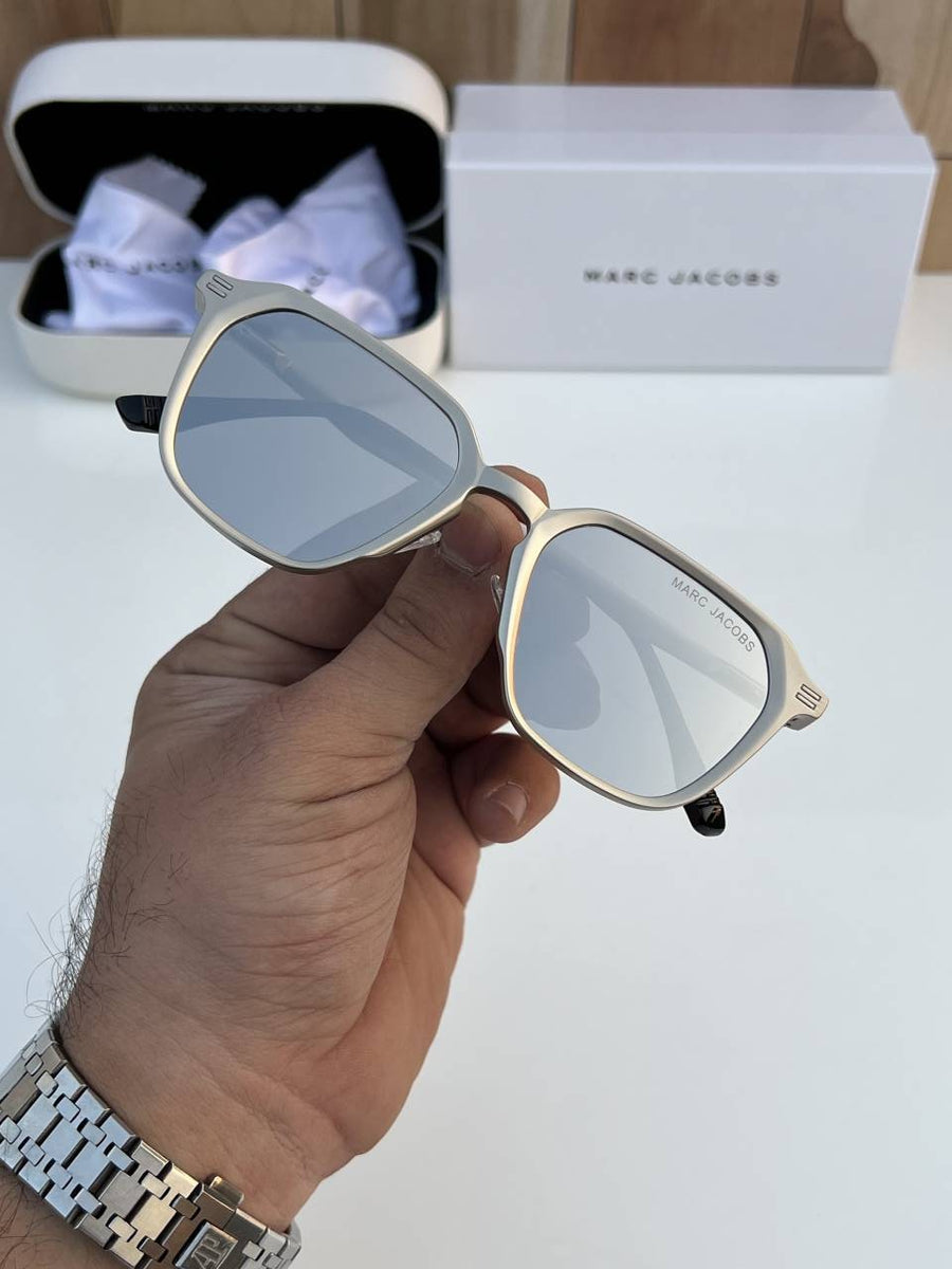 Marc_jacobs_502_silver_mercury