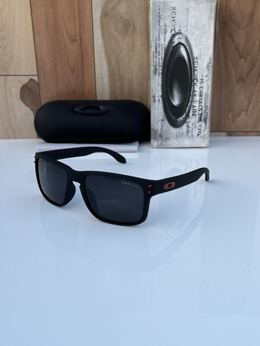 Oakley_3338_black_red