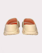 Crocs Echo Wave Clogs Vanilla