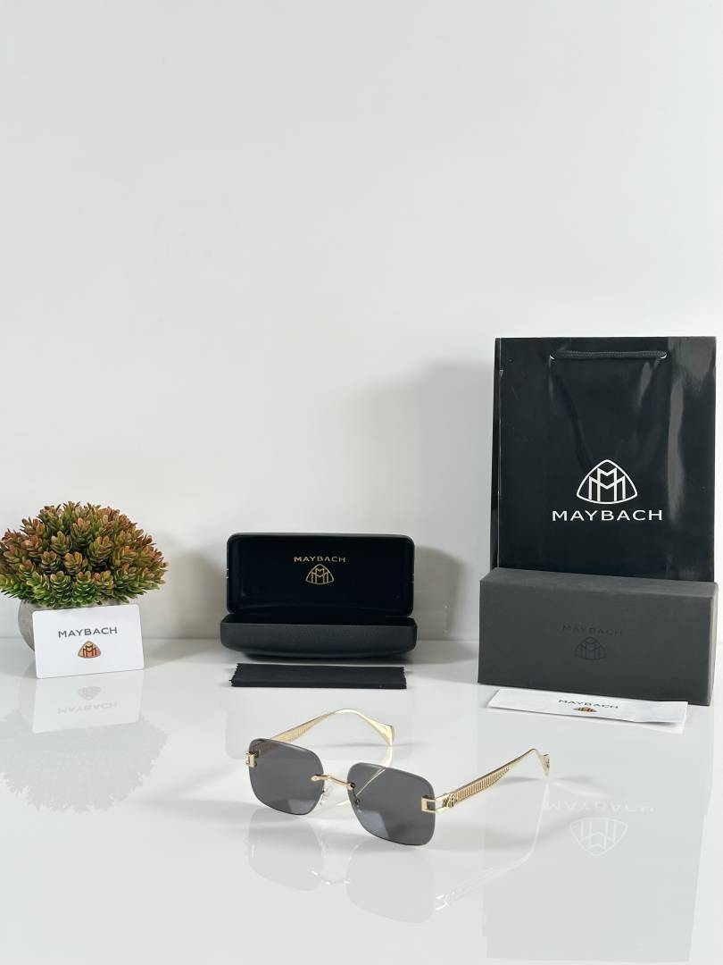 Maybach 1018 Gold Black
