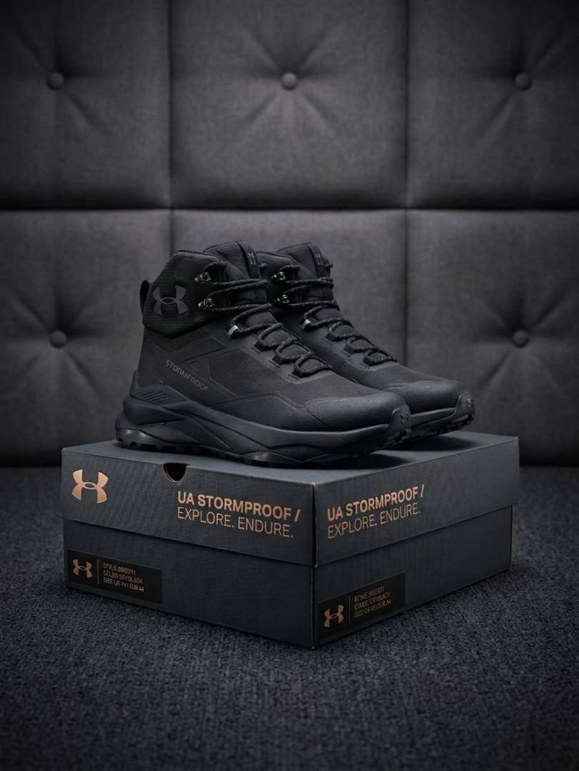 Under Armor Storm Proof boots black