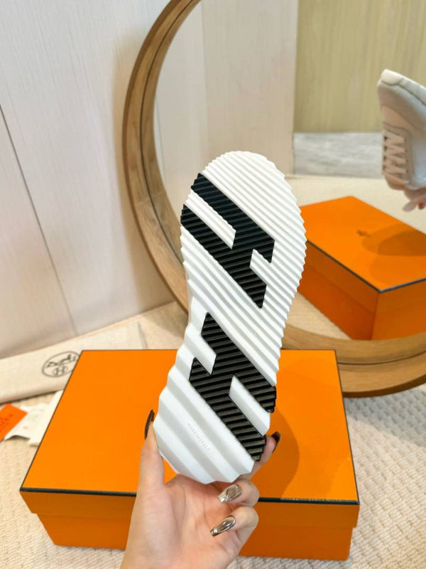 Hermes BOUNCING SNEAKER WHITE BLACK UA QUALITY