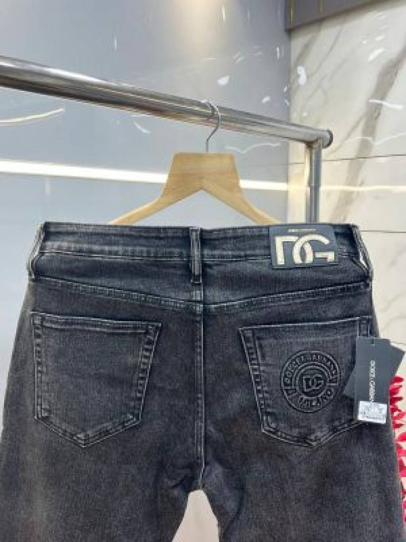Dolce and gabban a grey shade straight fit premium imported stretchable lycra fabric denim with emboss logo 3684