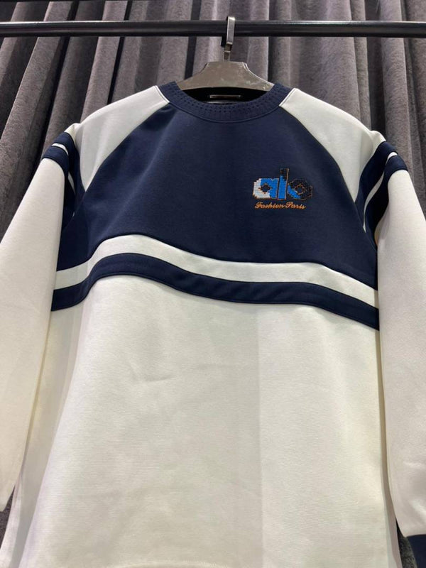 ALO IMPORTED SWEATSHIRT STORE ARTICLE NAVY AND CREAM