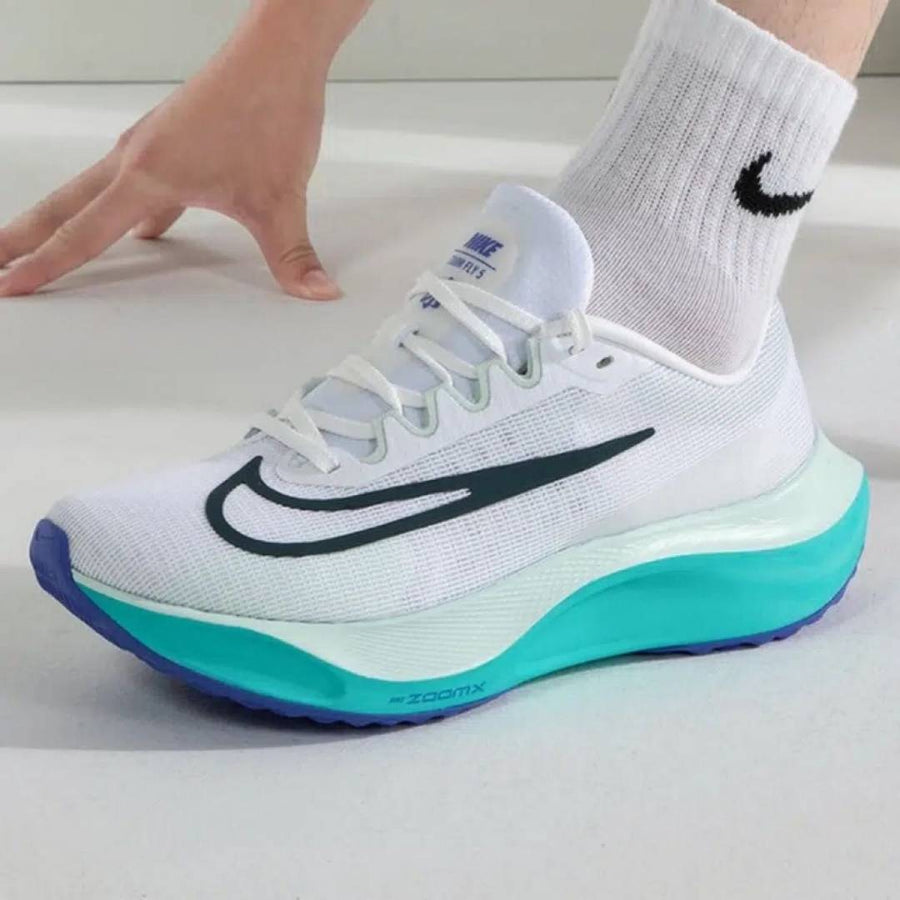 Nike Zoom Fly 5 Barely sky blue