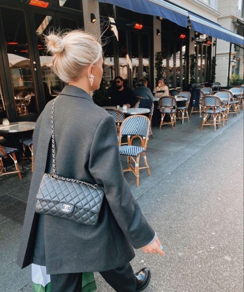 Chanel_Jumbo_Classic_Flap_Plain_Black_With_OriginalBox