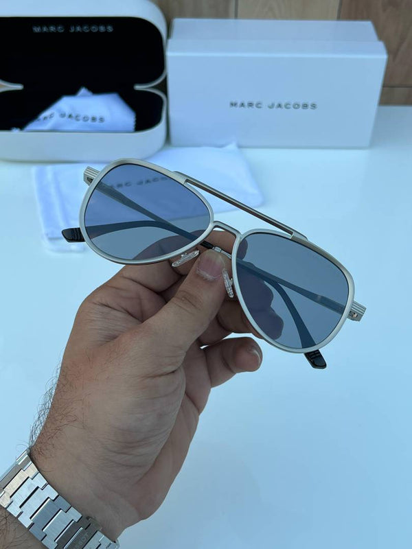 Marc_jacobs_98286_silver_black