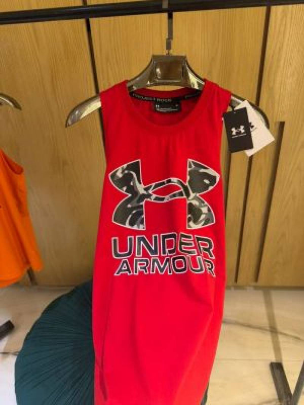 Under AROUR IMPORTED STORE ARTICLE SLEEVELESS TANKS