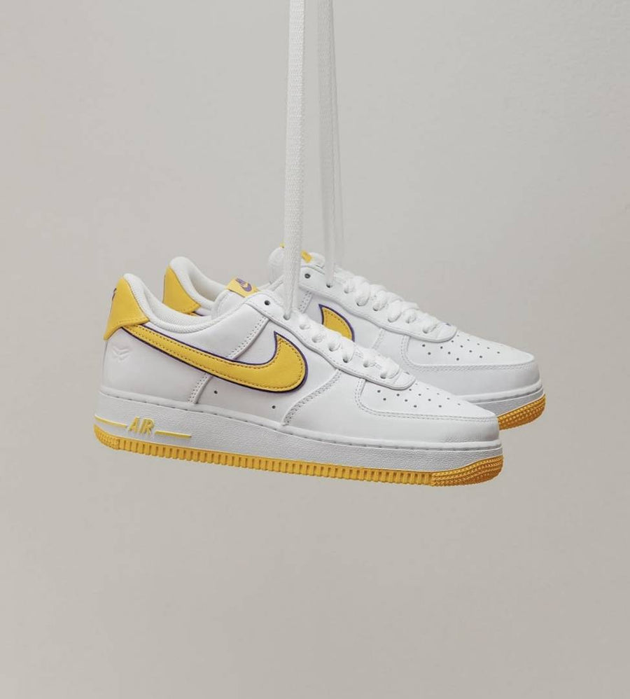Nike AIRFORCE 1 KOBE BRYANT LAKERS HOME