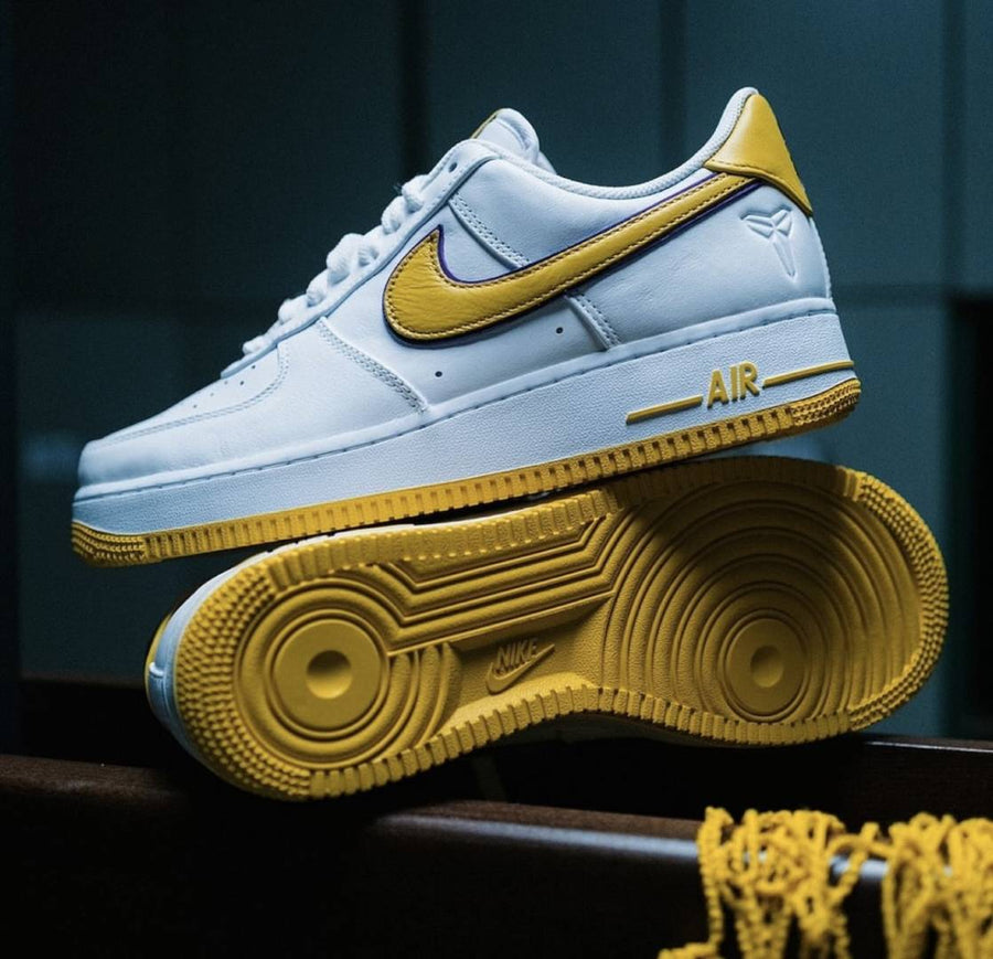 Nike AIRFORCE 1 KOBE BRYANT LAKERS HOME
