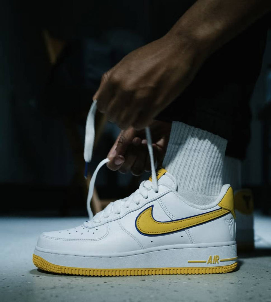 Nike AIRFORCE 1 KOBE BRYANT LAKERS HOME