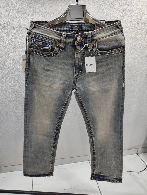 TRUE RELIGION IMPORTED STORE ARTICLE JEANS