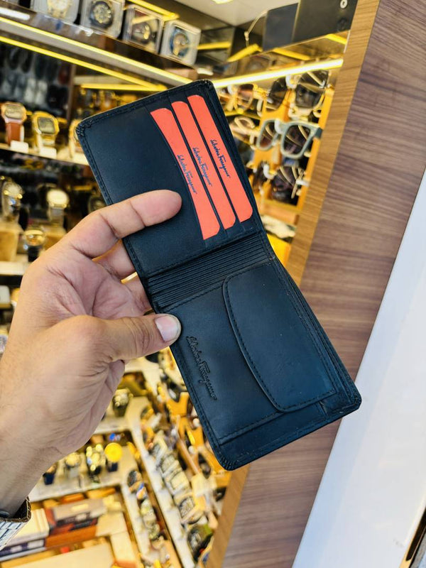 104 SF SALVATORE FERAGAMO PREMIUM QUALITY WALLET