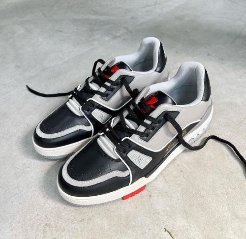 Louis Vuitton Trainer sneaker Grey Black 201 sale