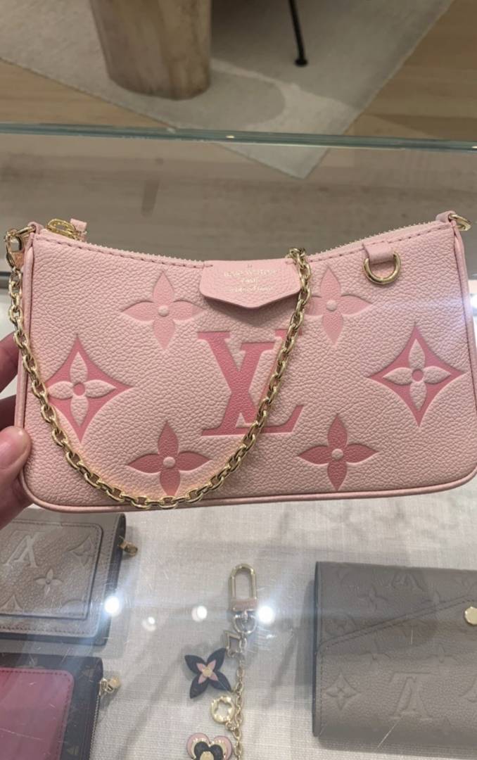 Louis Vuitton_Easy_Pouch_Gradient_Pink_With_OriginalBox_Accessories_OriginalPacking(No_Return)
