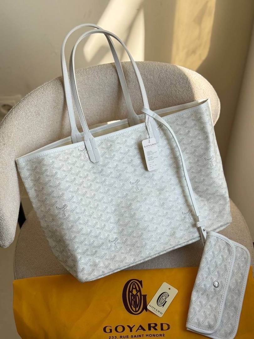 Goyard_Artios_GM_White_Tote_WithWallet_Dustcover