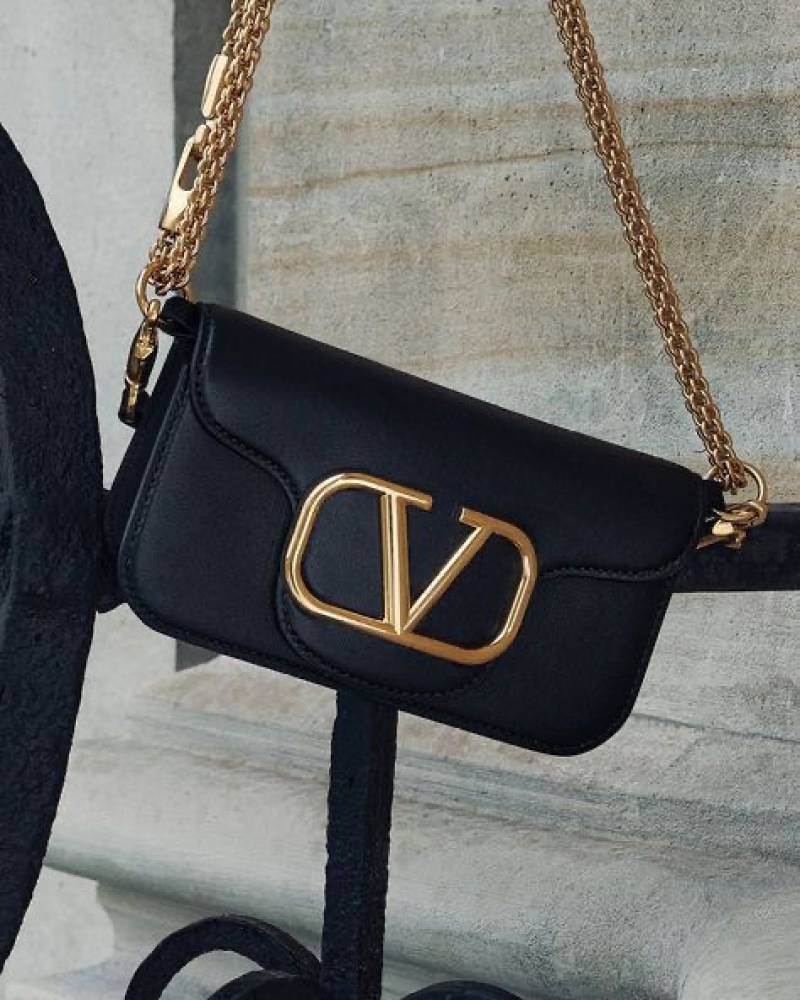 Valentynoo VLogo Black Small ShoulderBag With OriginalBox DustCover