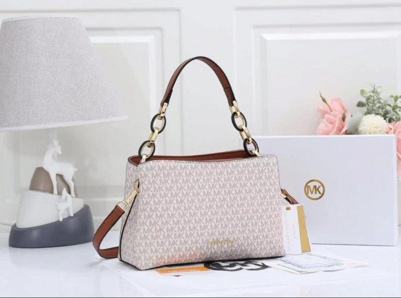 Michael Kors_Signature_Logo_Handbag_With_DustCover