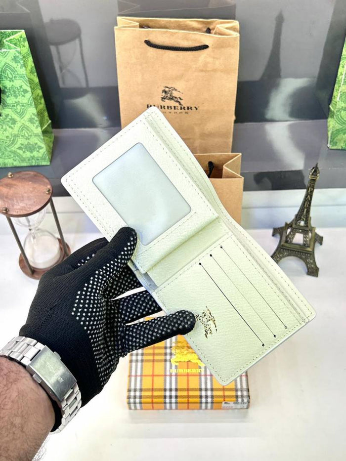 Burberry White Wallet Fa 41 style idea