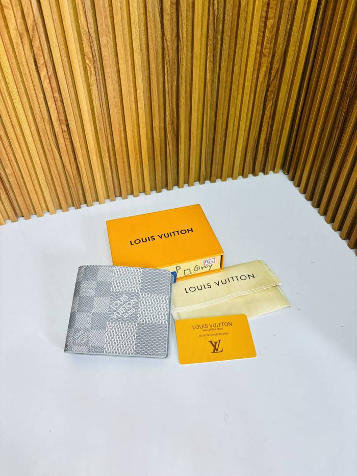 124 LV LOIUS VUTTON PREMIUM QUALITY WALLET style idea