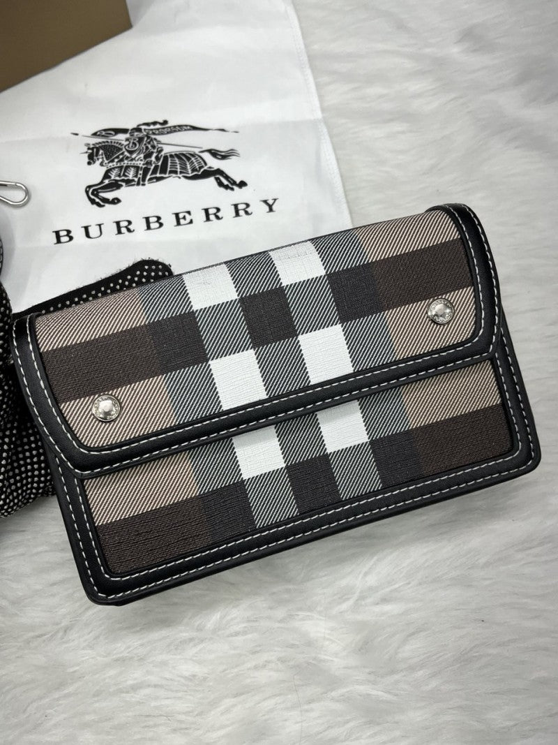 Burberry_Oscar_Small_Crossbody_Bag_With_Box