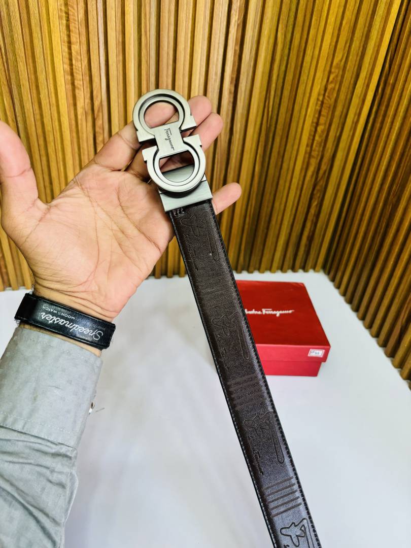 40 SF SALVATORE FERAGAMO PREMIUM QUALITY REVERSIBLE BELT