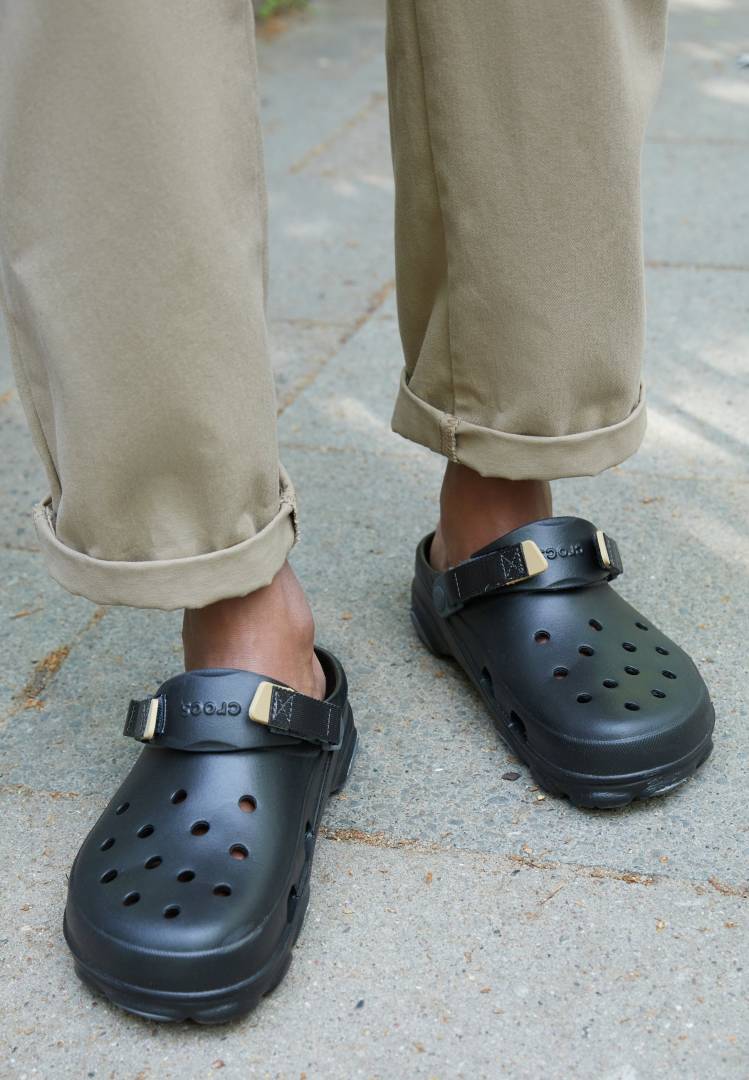 Croc Classic All Terrain Clog black With og Box carry Bag