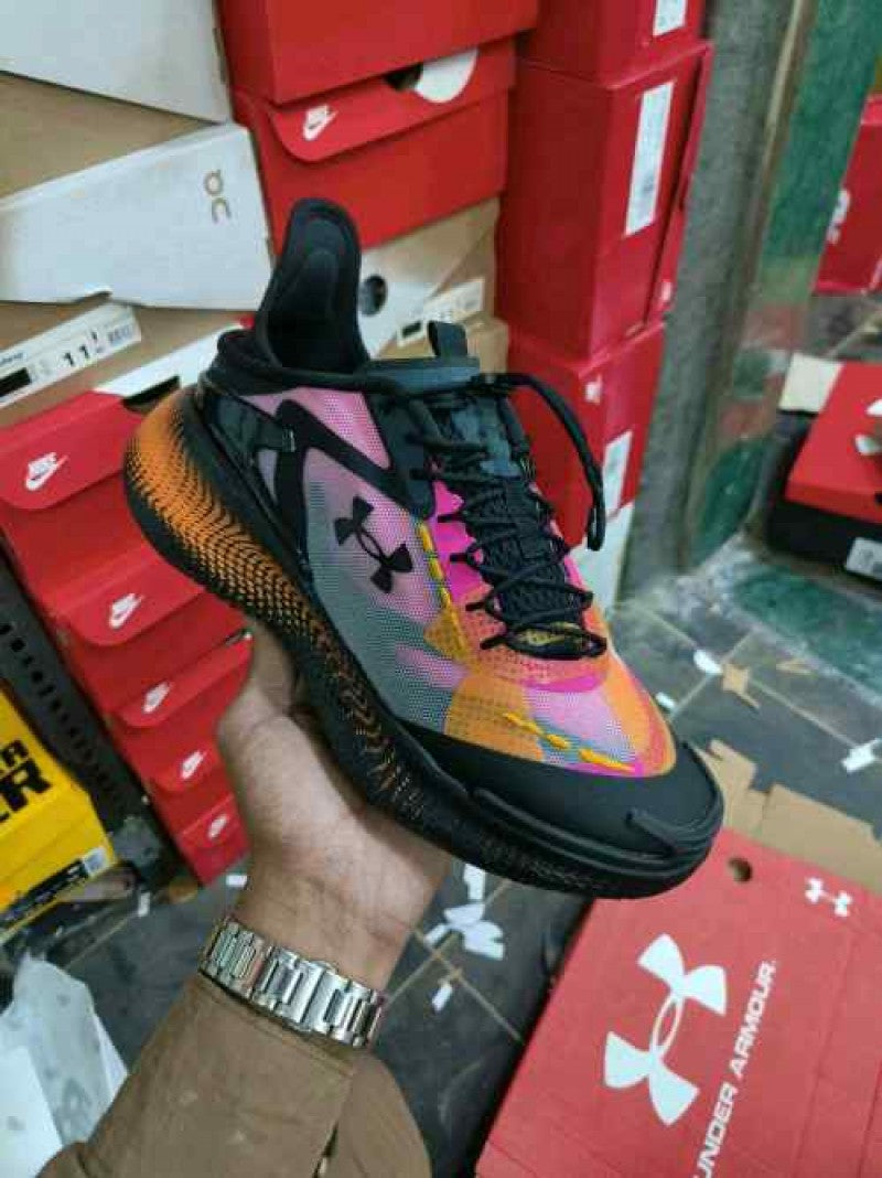 Under Armorr Echo Slipspeed Black Rebel Pink