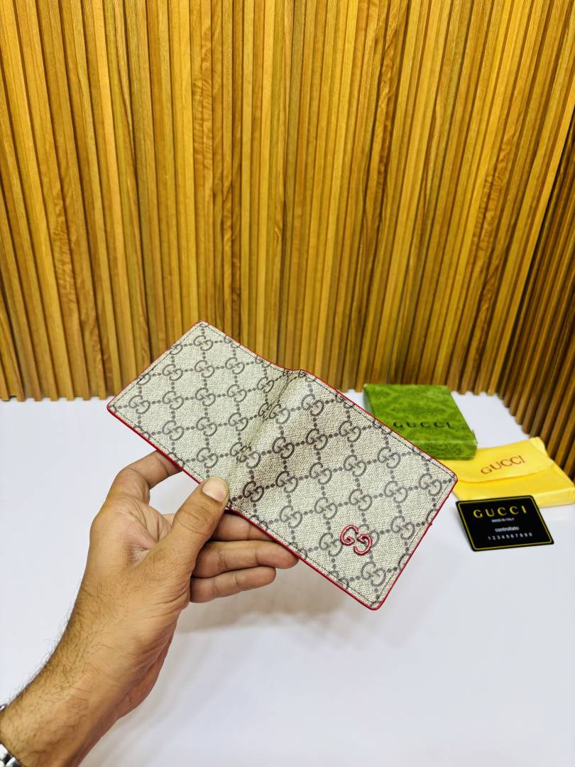 114 GUCHI PREMIUM QUALITY WALLET