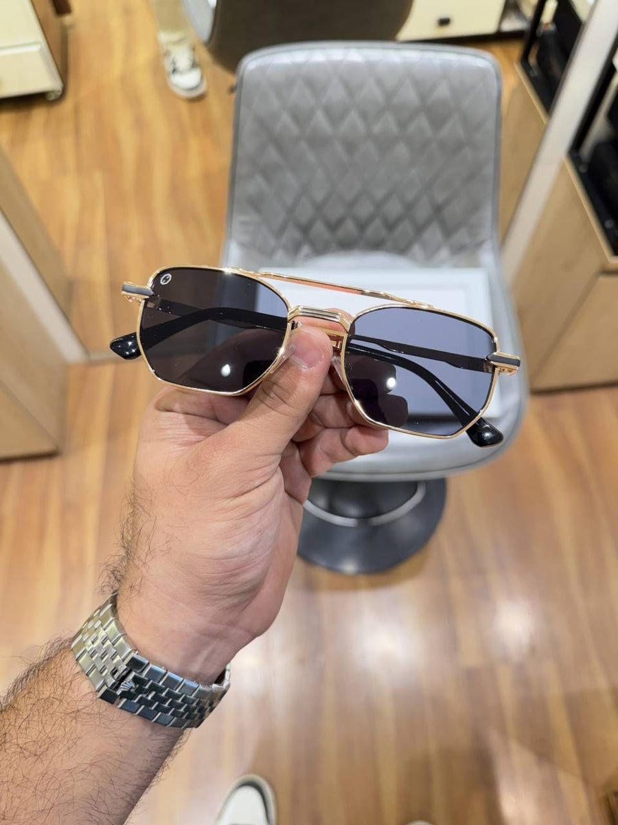 T henri 3845 gold black