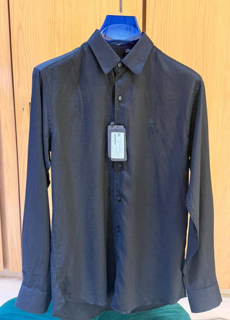 Exchange xIMPORTED STORE ARTICLE SHIRT LEELAN FABRIC