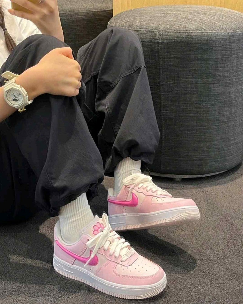 Nike AirForce 1 07 LX Paw Print 6078