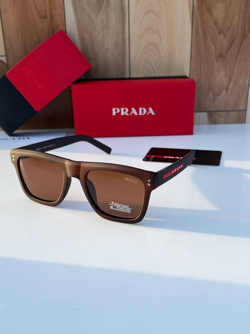 Prada_3835_brown