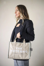 Marc Jacobs The Tote Bag With Dust Bag & Shoulder Strap (Beige - 692)