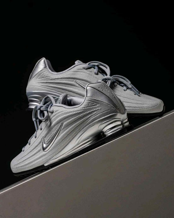Nike Shox Z Metallic Silver