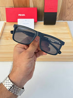 Prada_898_black_gold