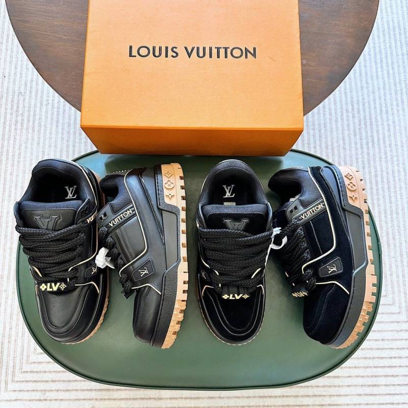 Lv trainer maxi black gum