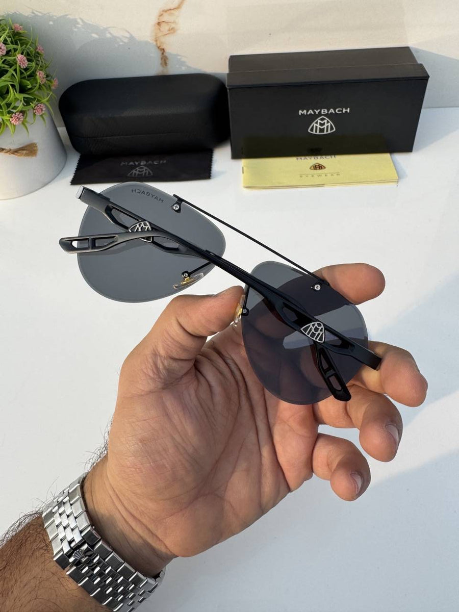 Maybach_72396_black