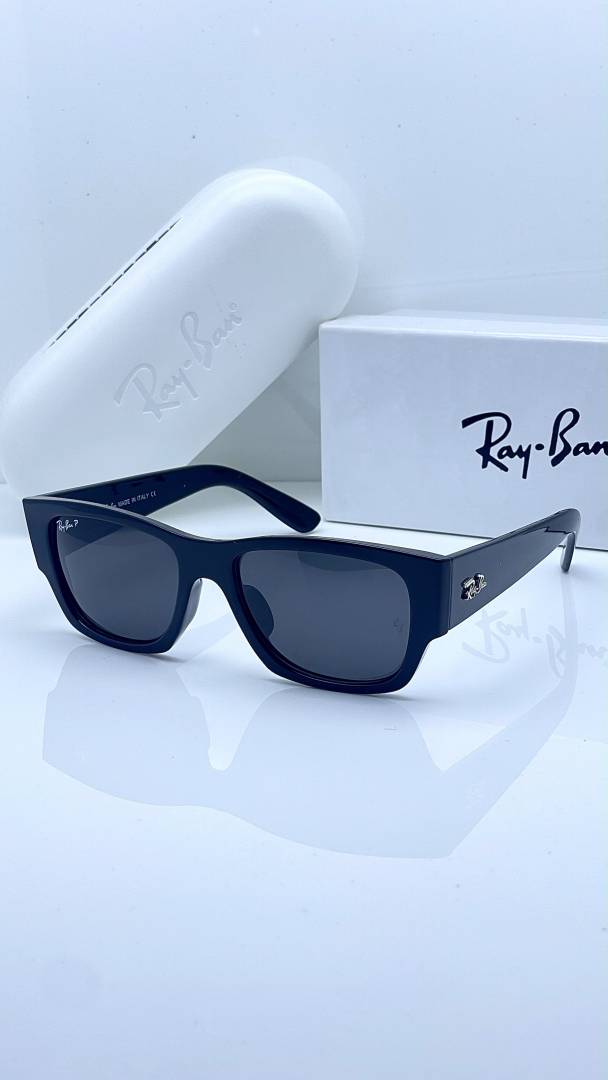 Ray-Ban 0947 black