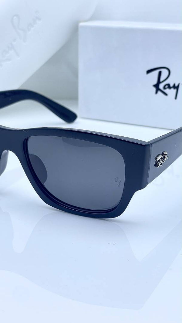Ray-Ban 0947 black
