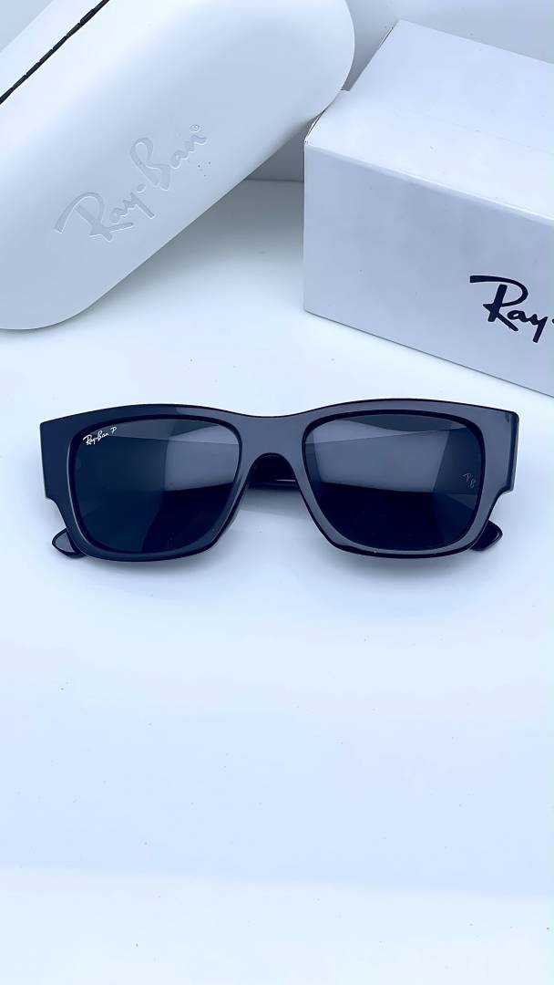 Ray-Ban 0947 black