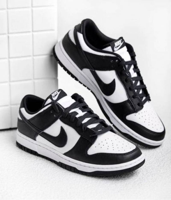 Nike SB Dunk Low Panda