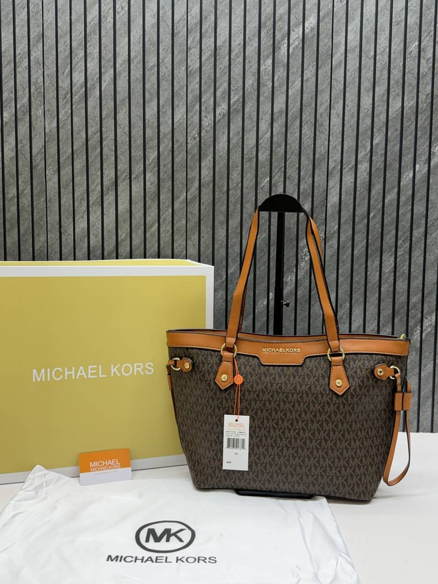 Michael Kors Jet Set Medium Tote With OriginalBox & DustCover