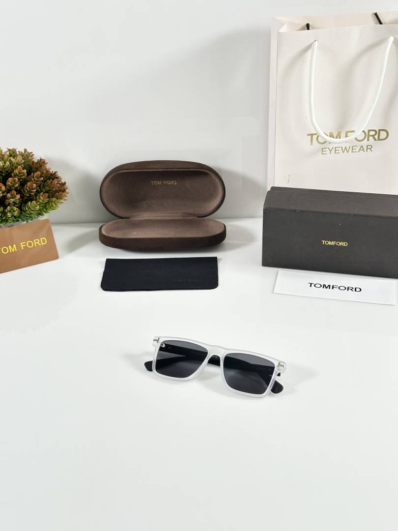 Tom forr 0553 Ice Black
