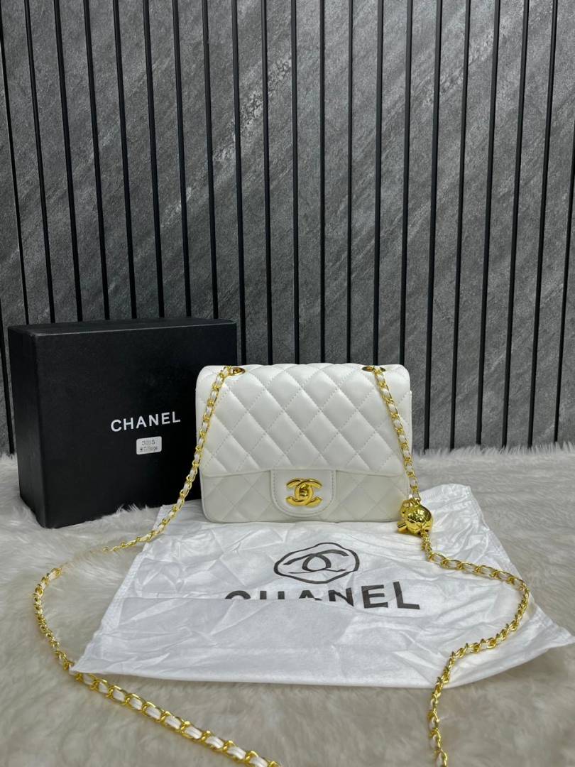 Chanel_White_Mini_Flap_Crossbody_Bag_With_OriginalBox_DustCover