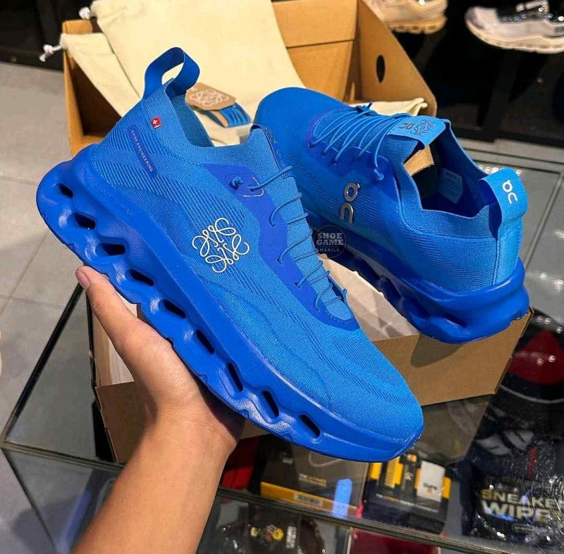Loewe X On Cloudtilt Electric Blue