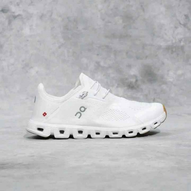 ON CLOUD 5 COAST ALL WHITE
