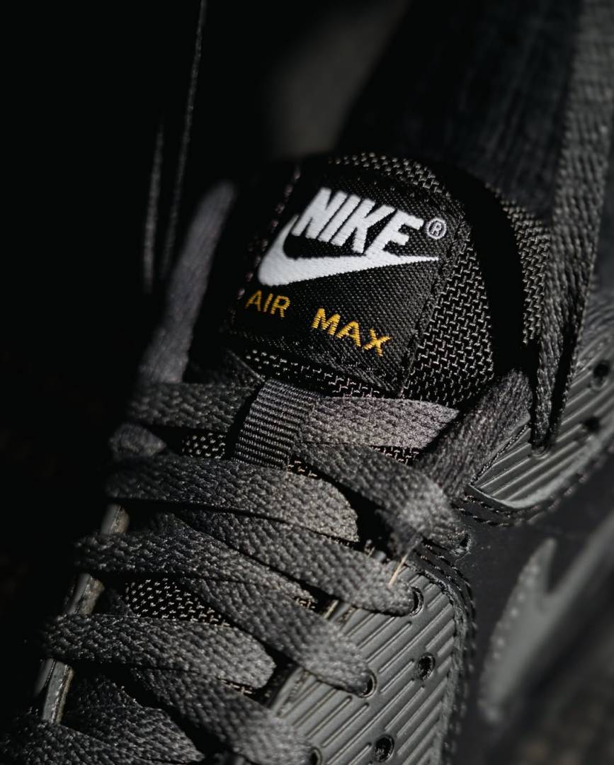 Nike Airmax 90 Black Buff Gold Sale