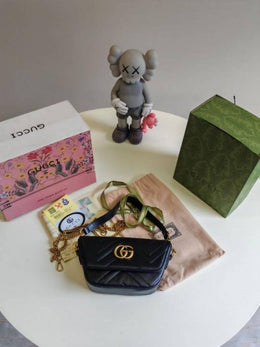 Gucci GG Marmont Triangle Matelasse Shoulder Bag With Double OG Box & Dust Bag (Black - 657)
