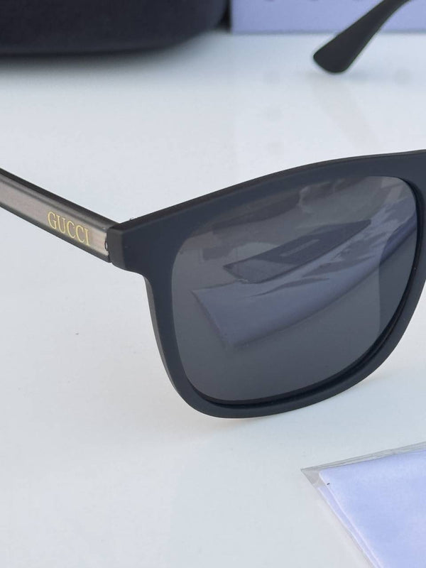 Guchi381 matt black